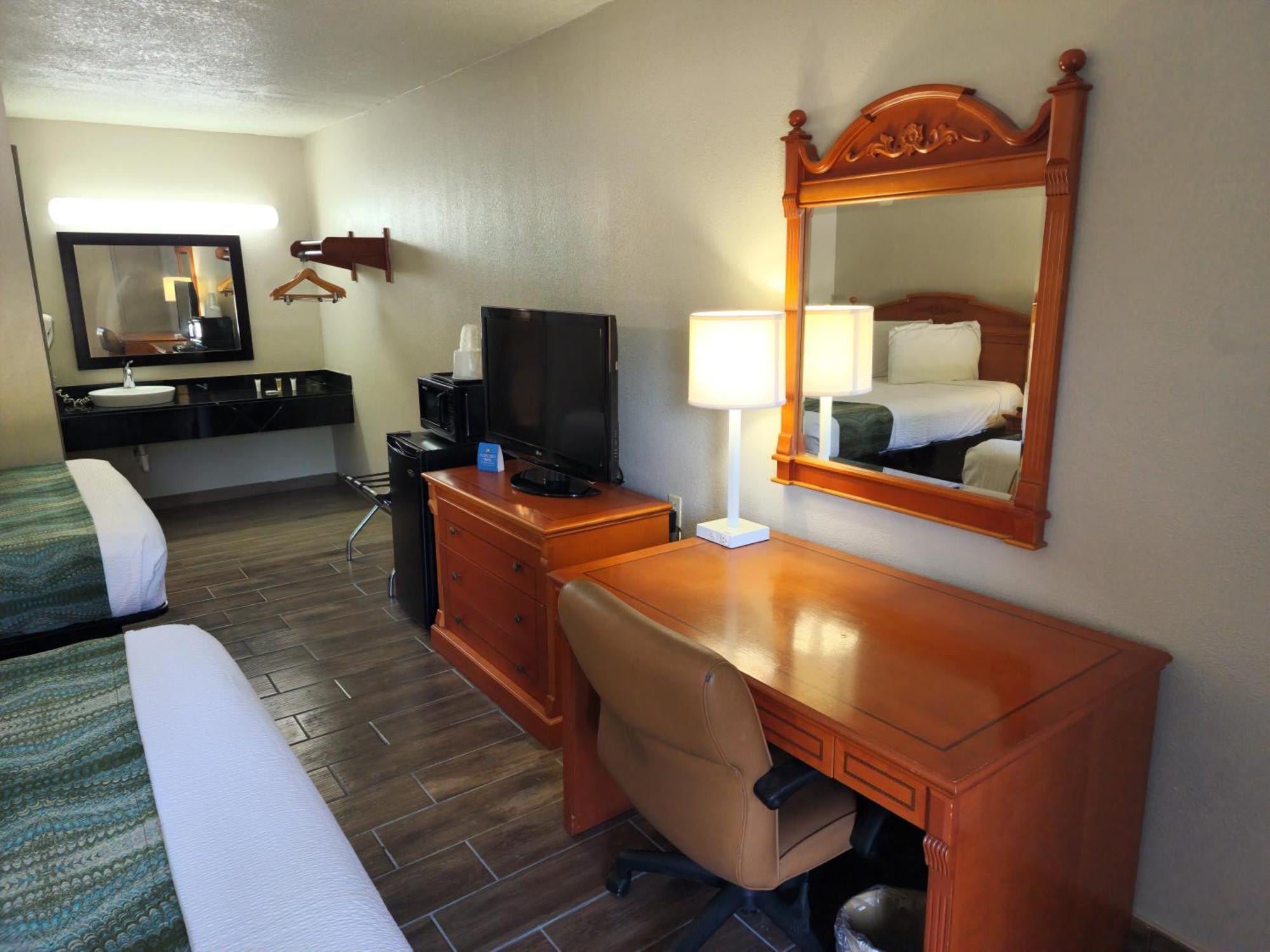 Days Inn By Wyndham Hardeeville Near Hilton Head Extérieur photo