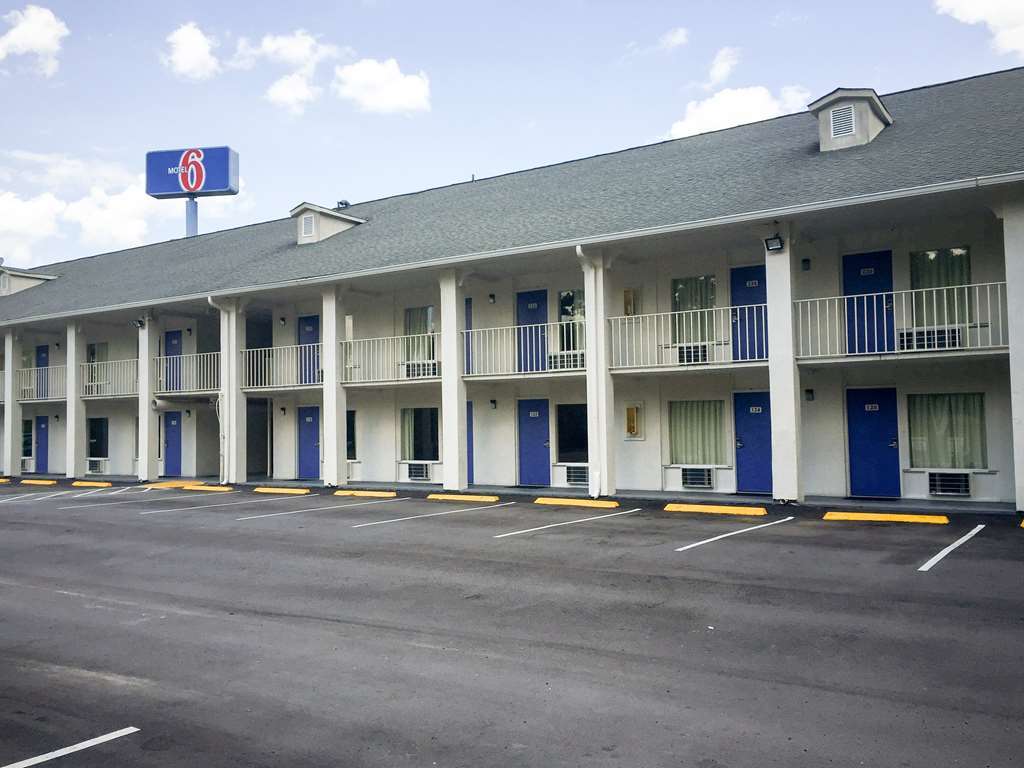 Days Inn By Wyndham Hardeeville Near Hilton Head Extérieur photo
